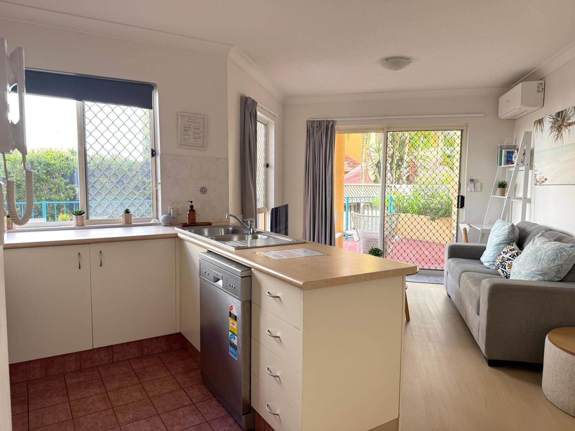 Chevron Island Apartment - Cozy And Convenient Gold Coast Exteriér fotografie